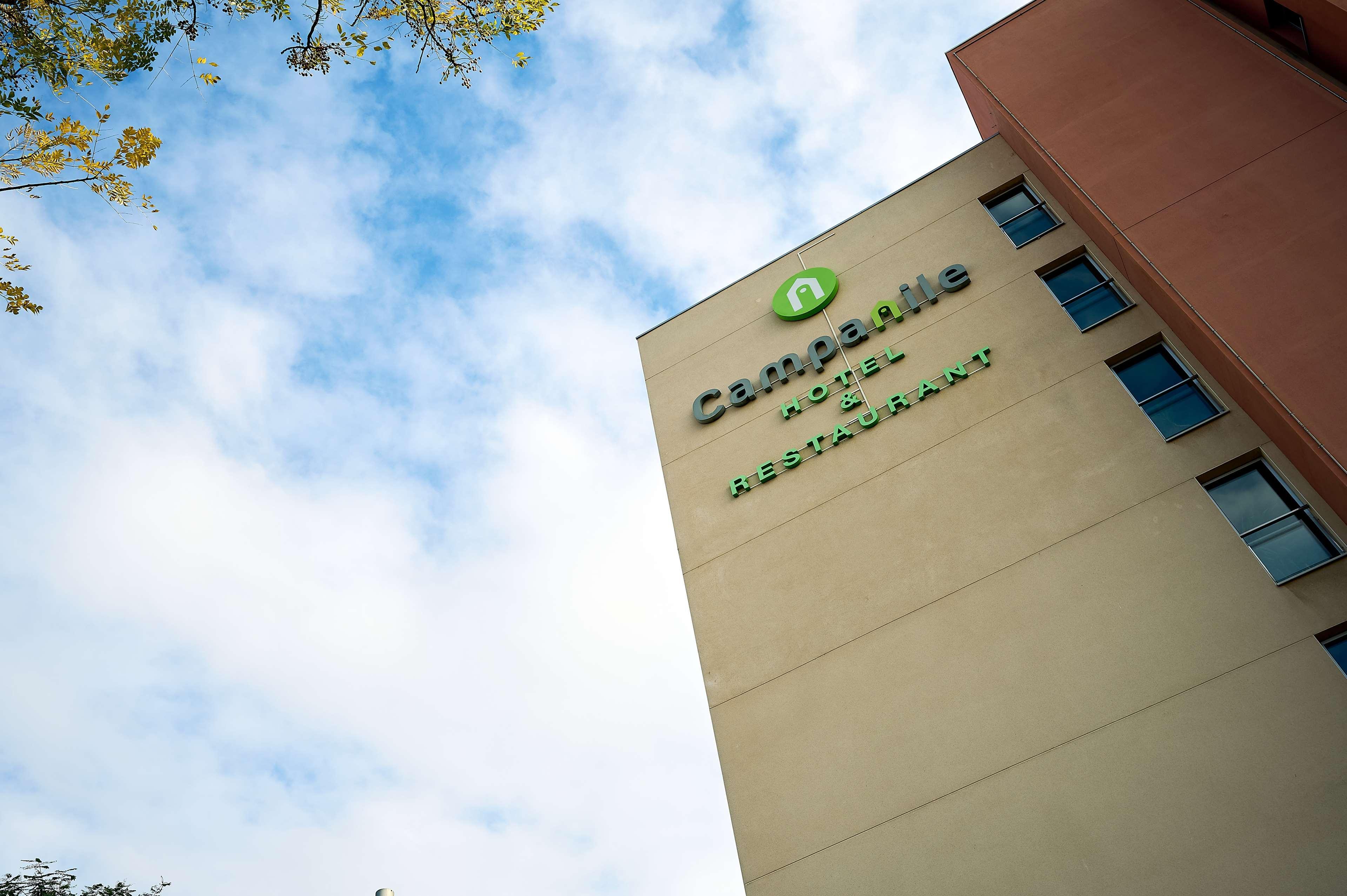 Travelodge Bcn Cornella Fira Cornellà de Llobregat Exterior foto